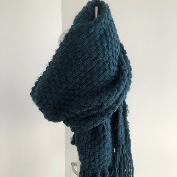 Zara Blanket Scarf - Picture 1 of 4